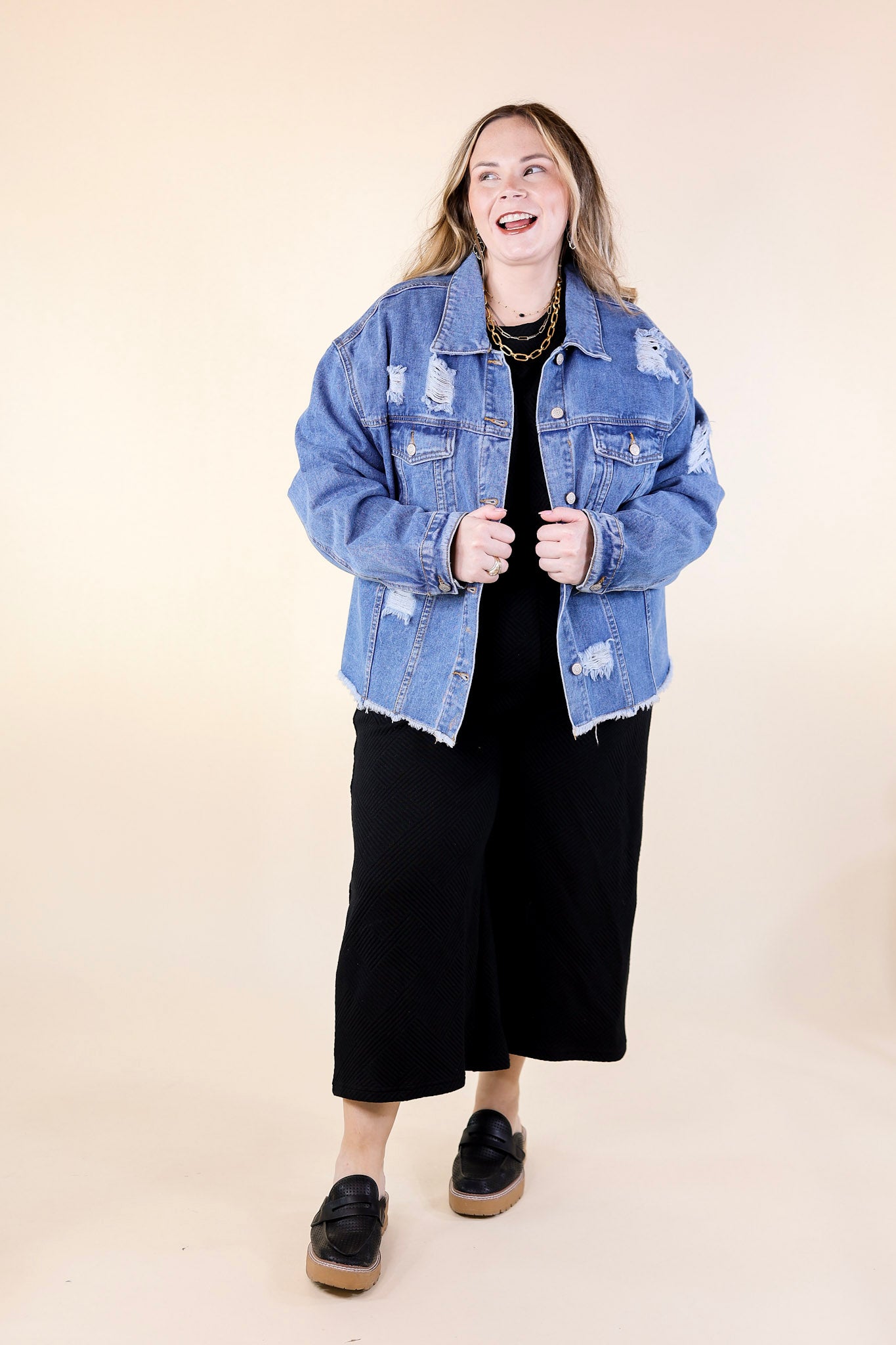 Chic Needs Button Up Cropped Denim Jacket in Medium Wash