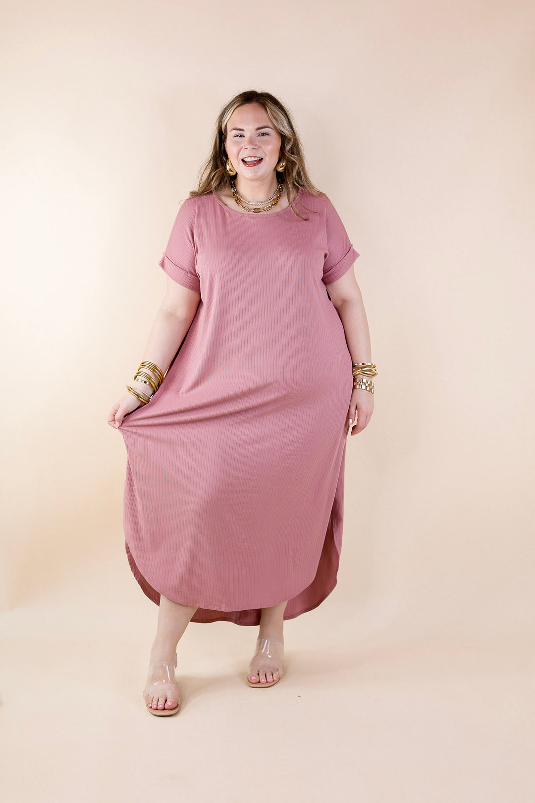 Chill Looks Short Sleeve Ribbed Midi Dress in Mauve - Giddy Up Glamour Boutique