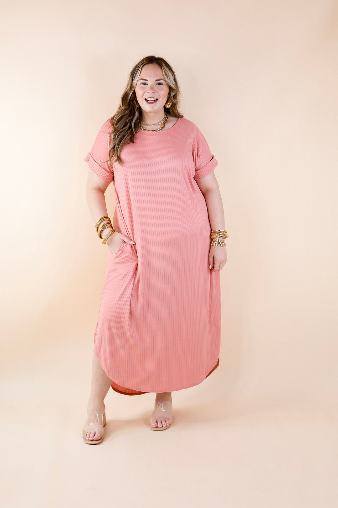 Chill Looks Short Sleeve Ribbed Midi Dress in Peach Pink - Giddy Up Glamour Boutique