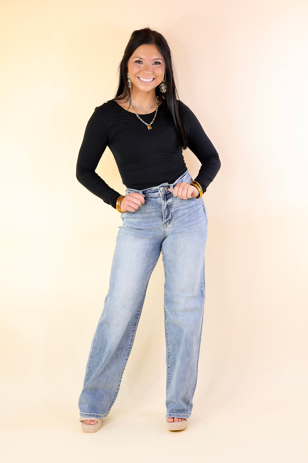 Judy Blue | Chic Simplicity High Waisted Straight Leg Jean in Light Wash - Giddy Up Glamour Boutique
