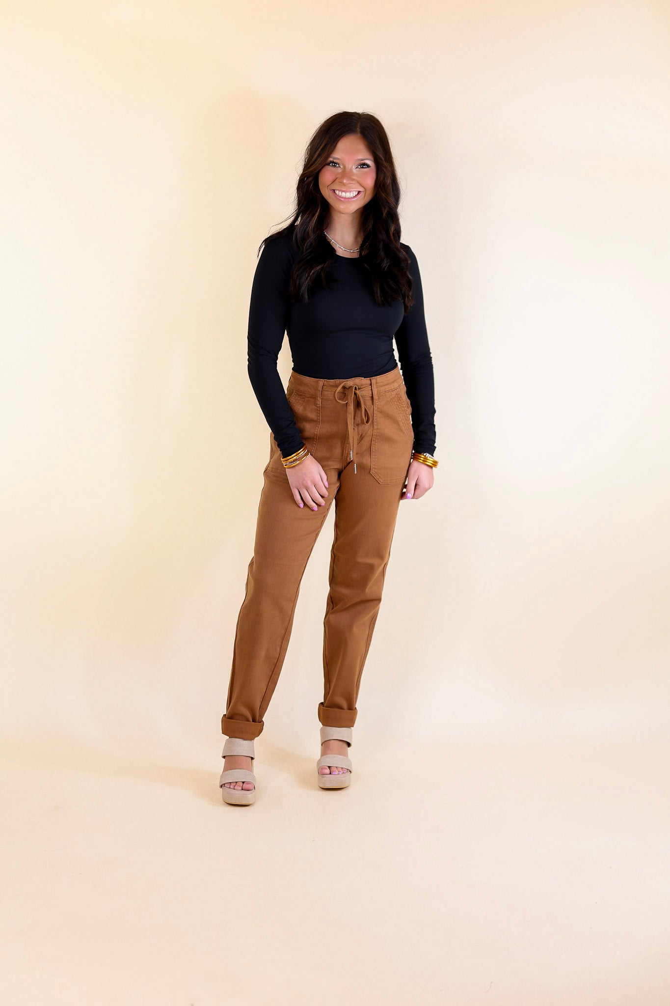 Judy Blue | Keep It A Secret Relaxed Pull on Denim Jean Joggers in Camel Brown