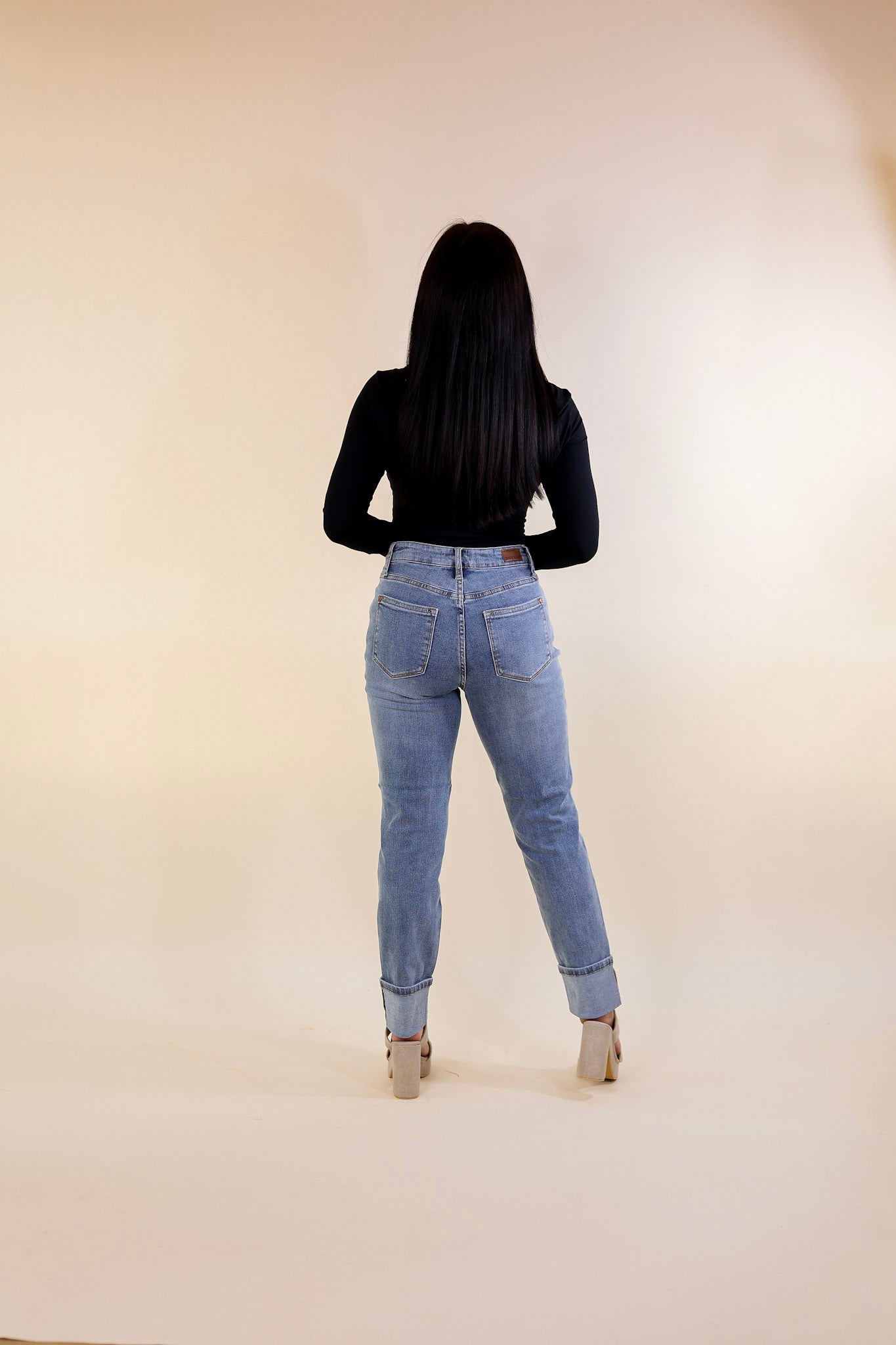 Judy Blue | Easygoing Essentials High Waisted Boyfriend Jean in Vintage Medium Wash