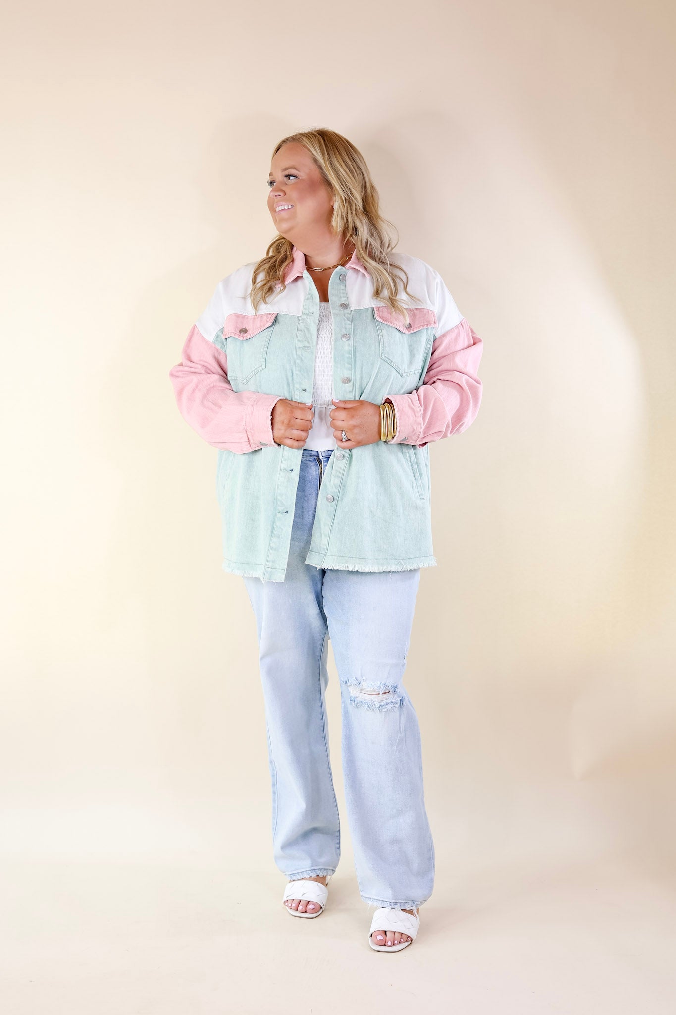 Judy Blue | Retro Edge 90's Ripped Knee and Back Straight Leg Jeans in Light Wash - Giddy Up Glamour Boutique