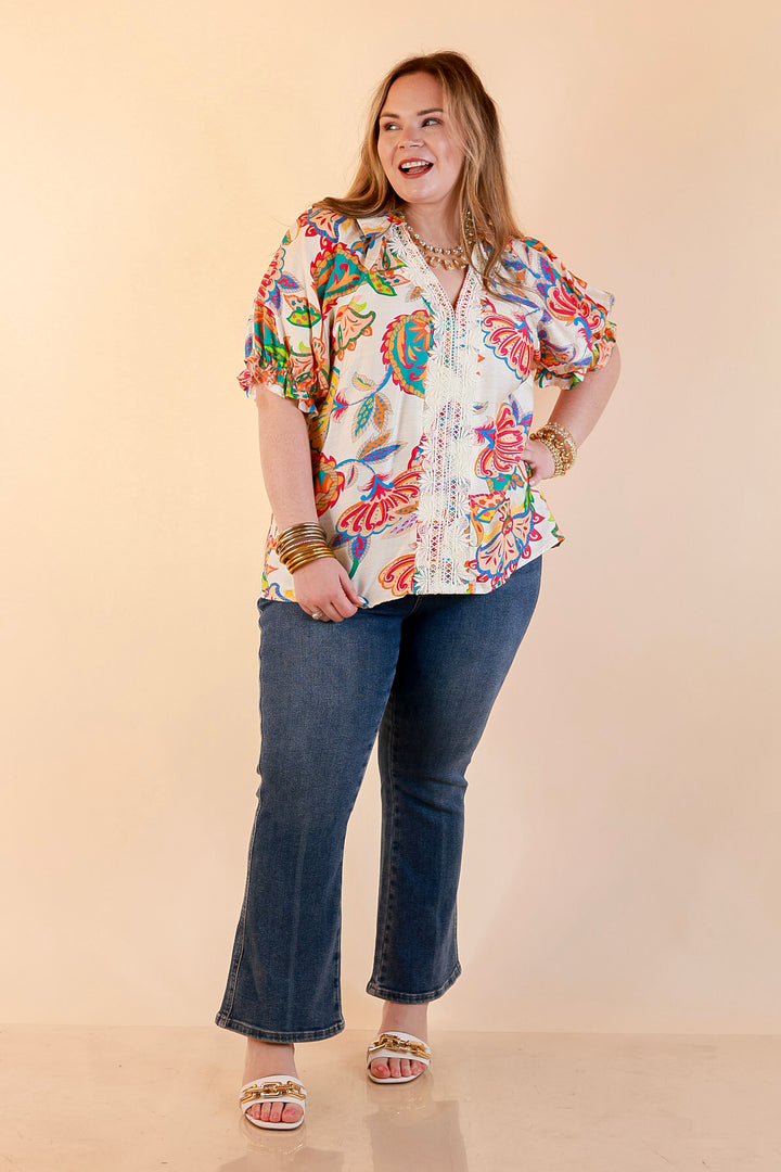 Bold Escape Floral Print Lace Front Top with Collar and Puff Sleeves in Cream Mix