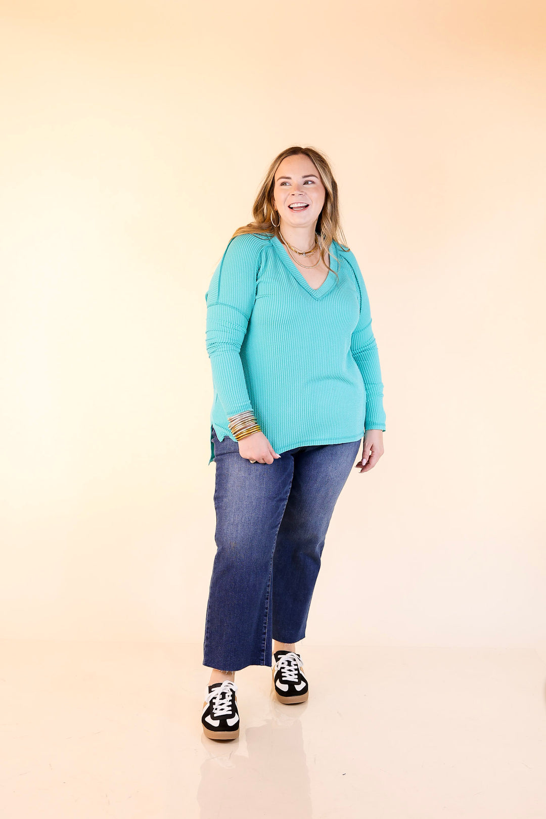 Daily Perfection V-Neck Long Sleeve Ribbed Top in Turquoise Blue