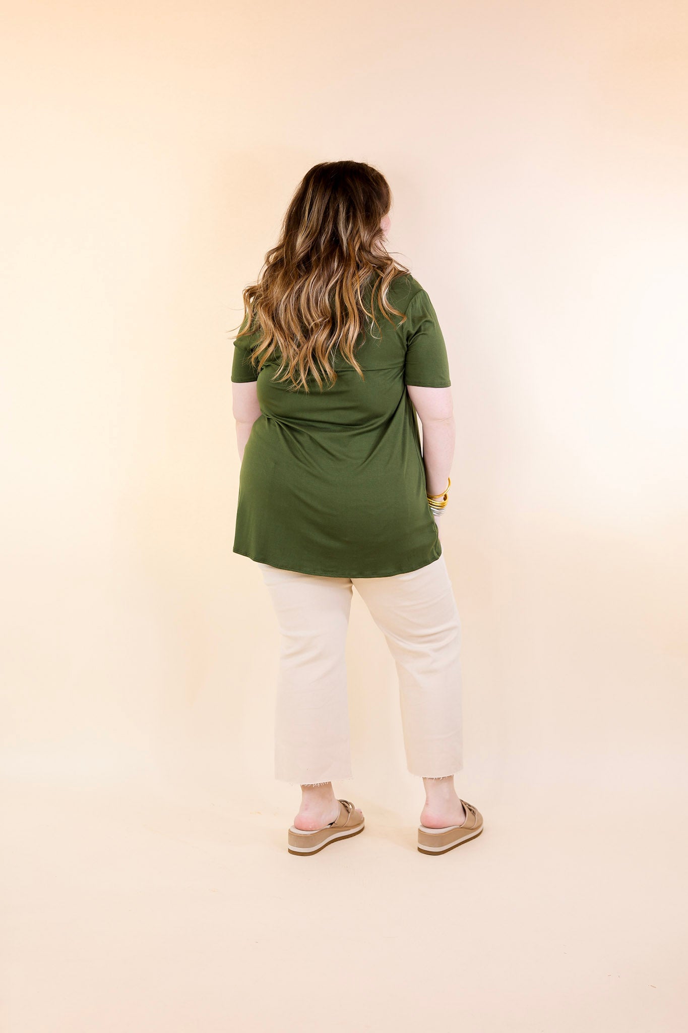 It's That Simple Solid V Neck Tee in Fern Green