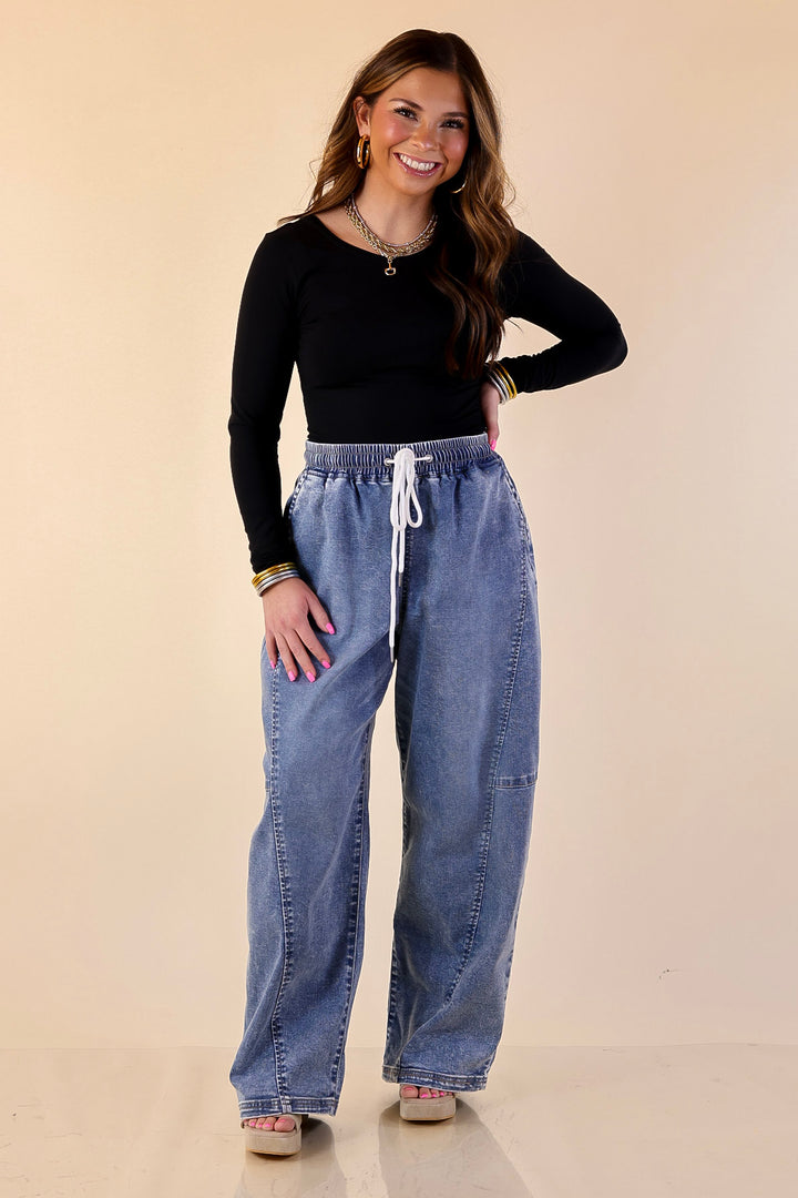 Risen | Relaxed and Ready Elastic Drawstring Waistband Featherweight Barrel Jean in Light Wash