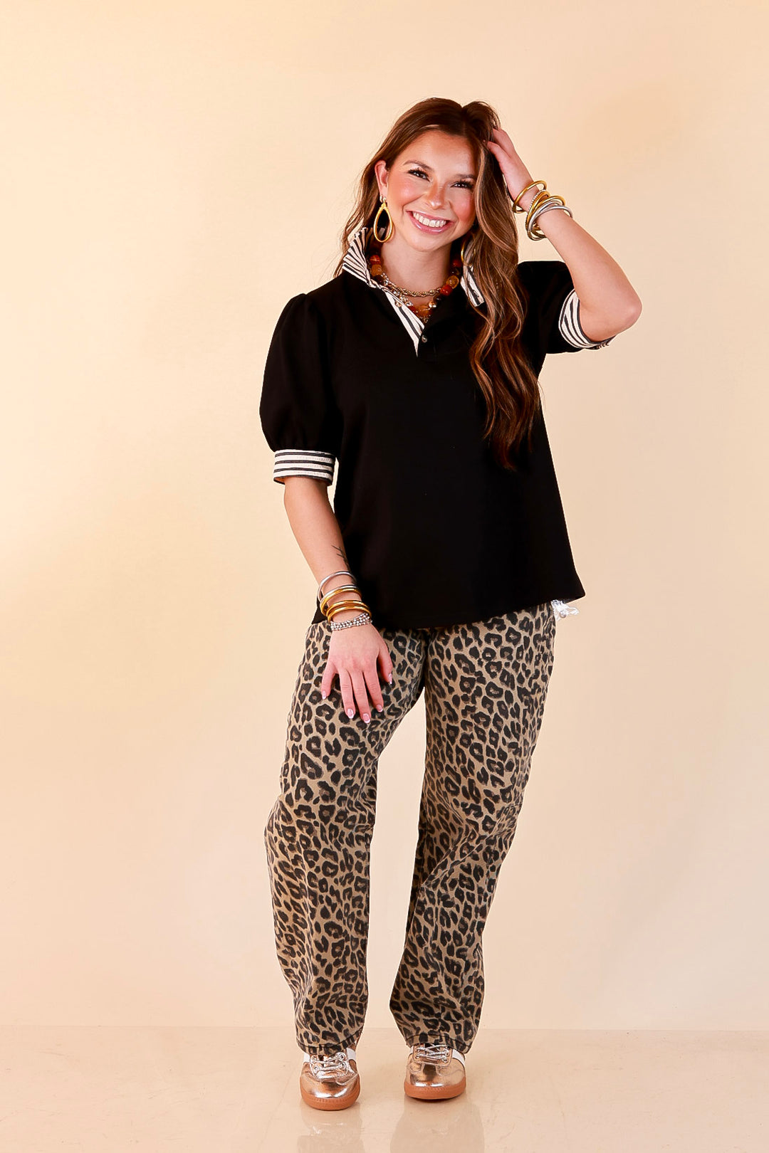 Refined Edge Short Puff Sleeve Top with Striped Collar in Black