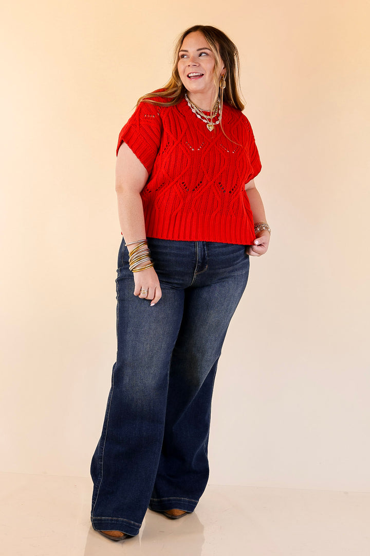 Knit to Last Cable Knit Short Sleeve Sweater Top in Red