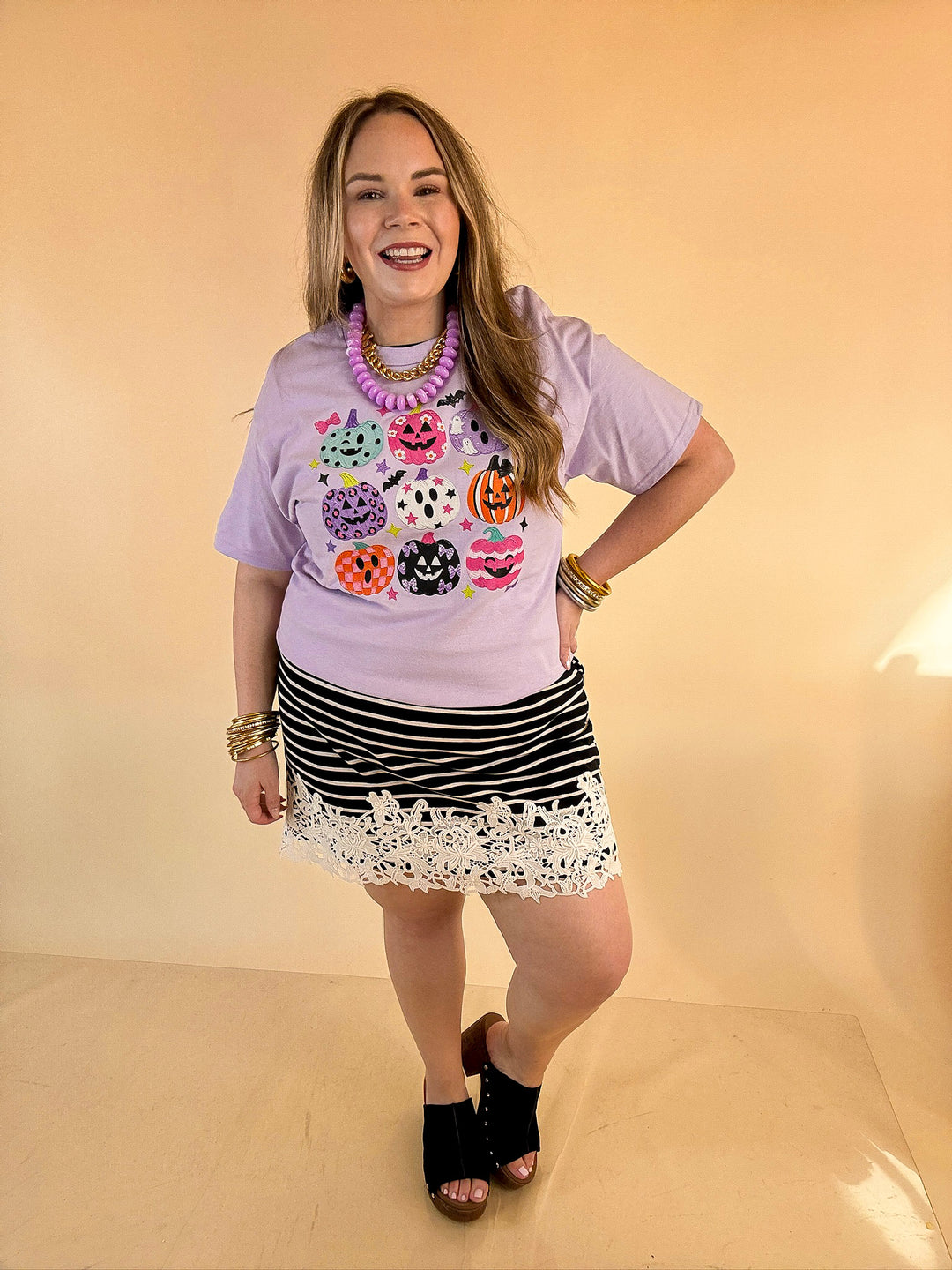The Pumpkin Club Colorful Jack-O’-Lantern Halloween Graphic Tee in Lavender Purple