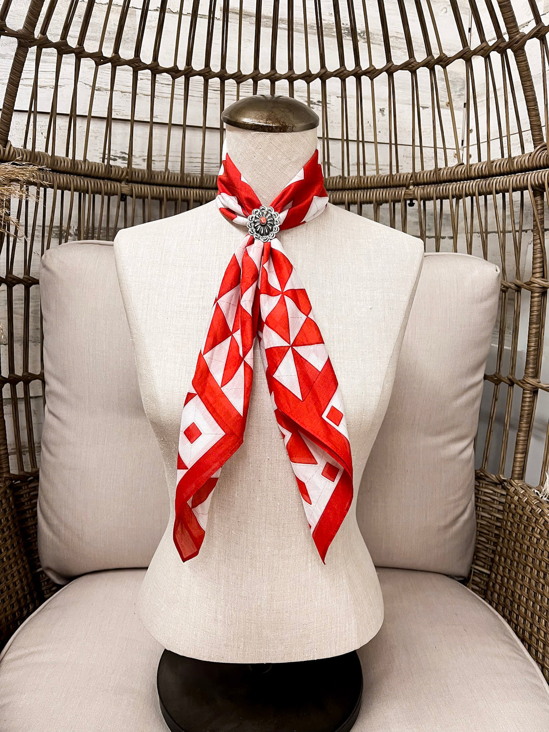 XOXO Art & Co | Red & White Quilted Print Shorty Wild Rag Scarf in Red and White