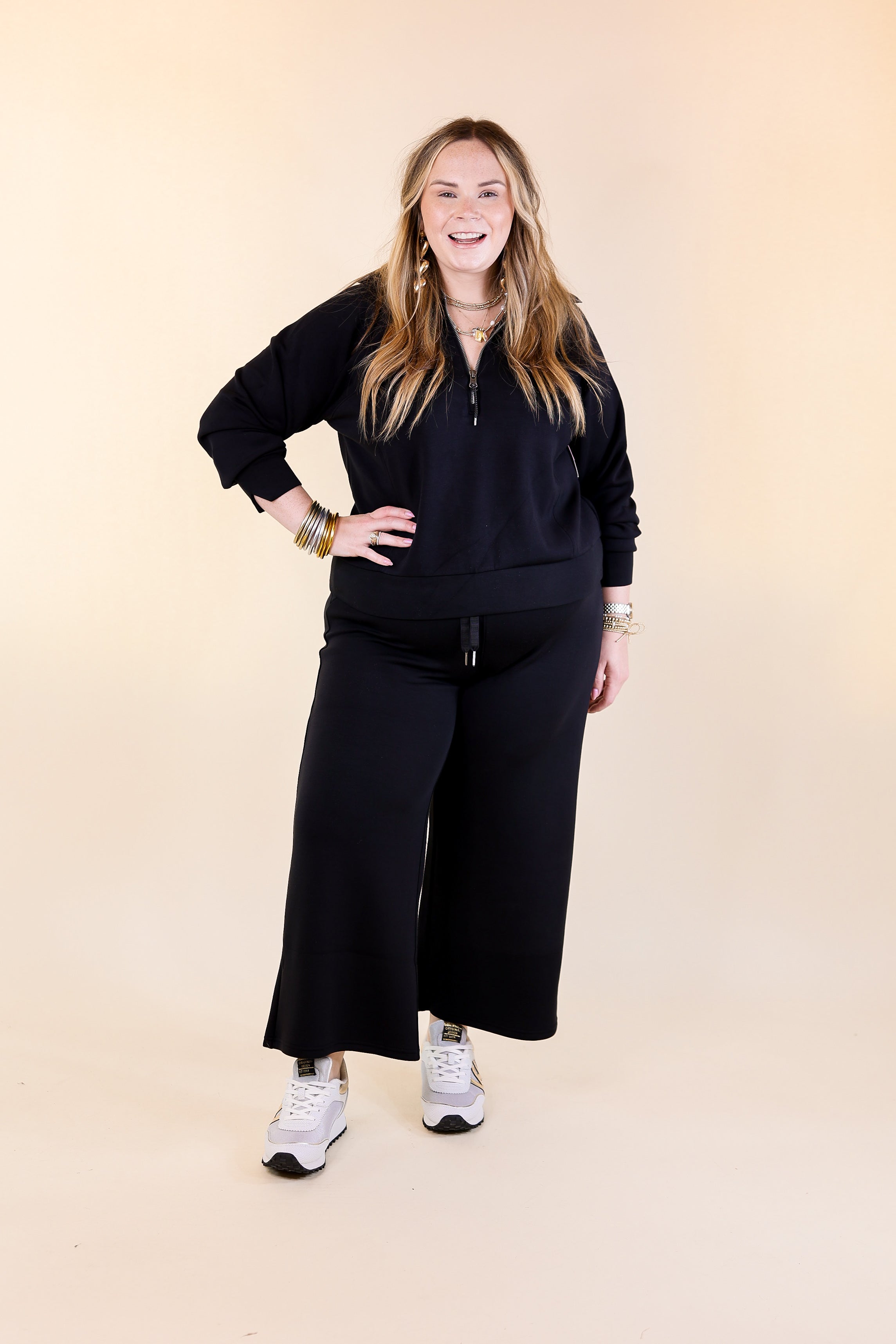 SPANX | AirEssentials Cropped Wide Leg Pants in Black