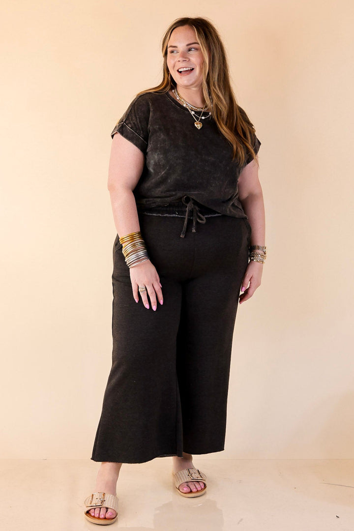 Cozy Girl Cropped Acid Washed Drawstring Pant in Black