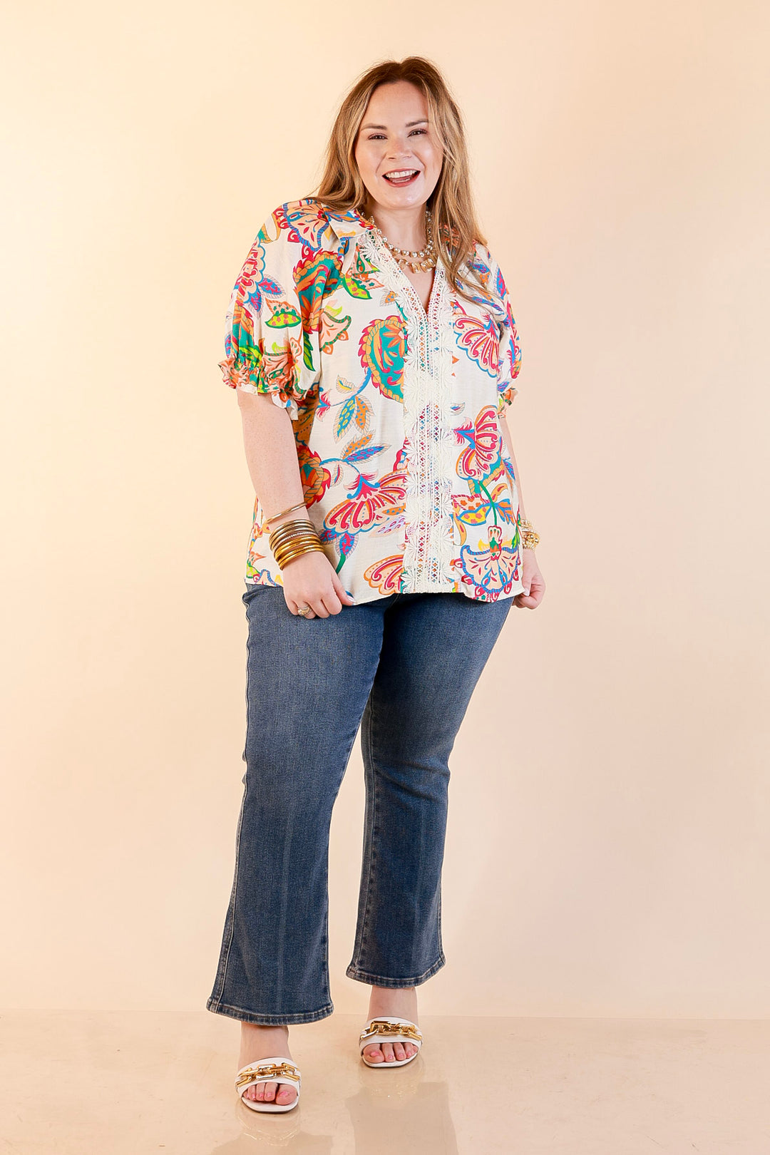 Bold Escape Floral Print Lace Front Top with Collar and Puff Sleeves in Cream Mix