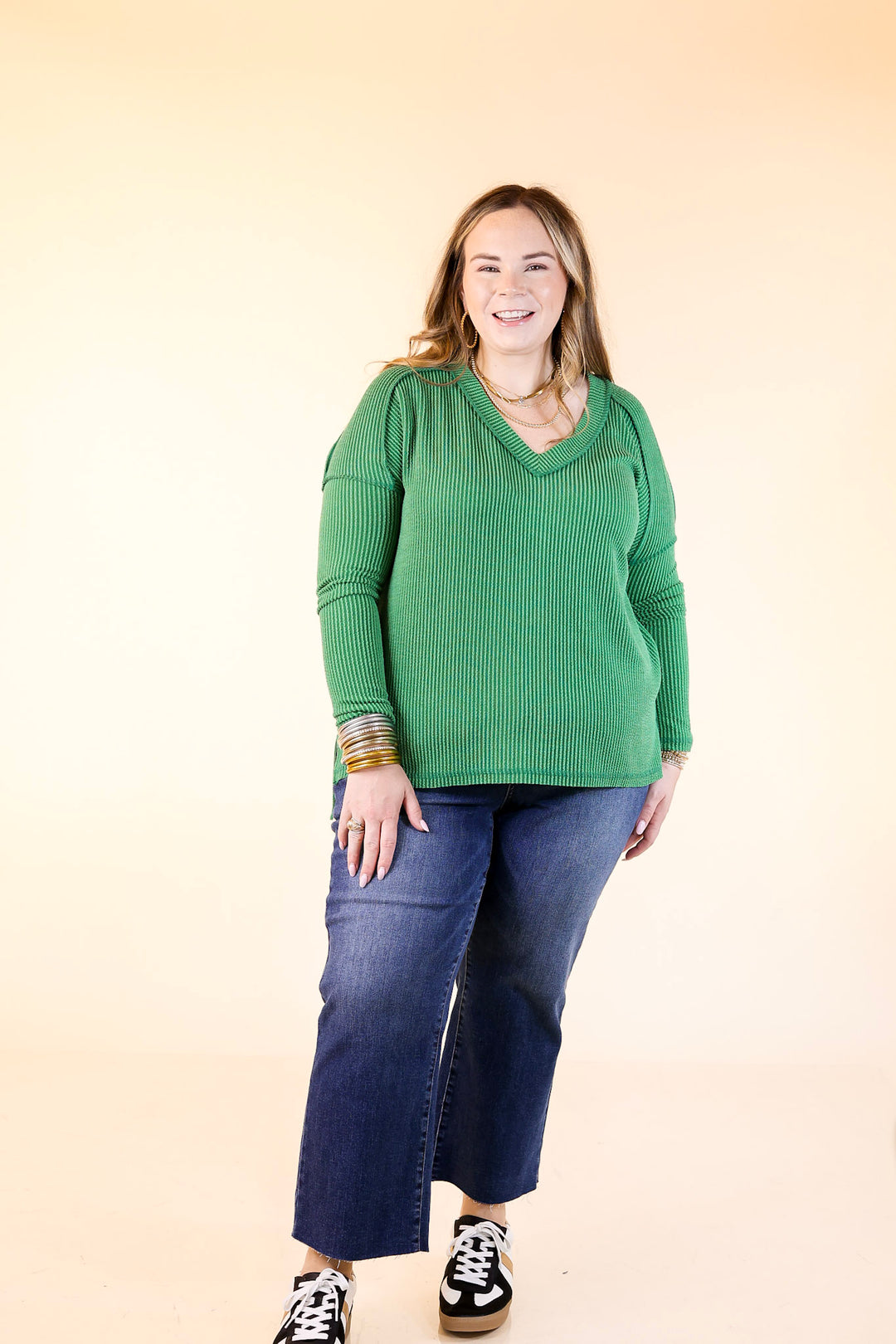 Daily Perfection V-Neck Long Sleeve Ribbed Top in Kelly Green