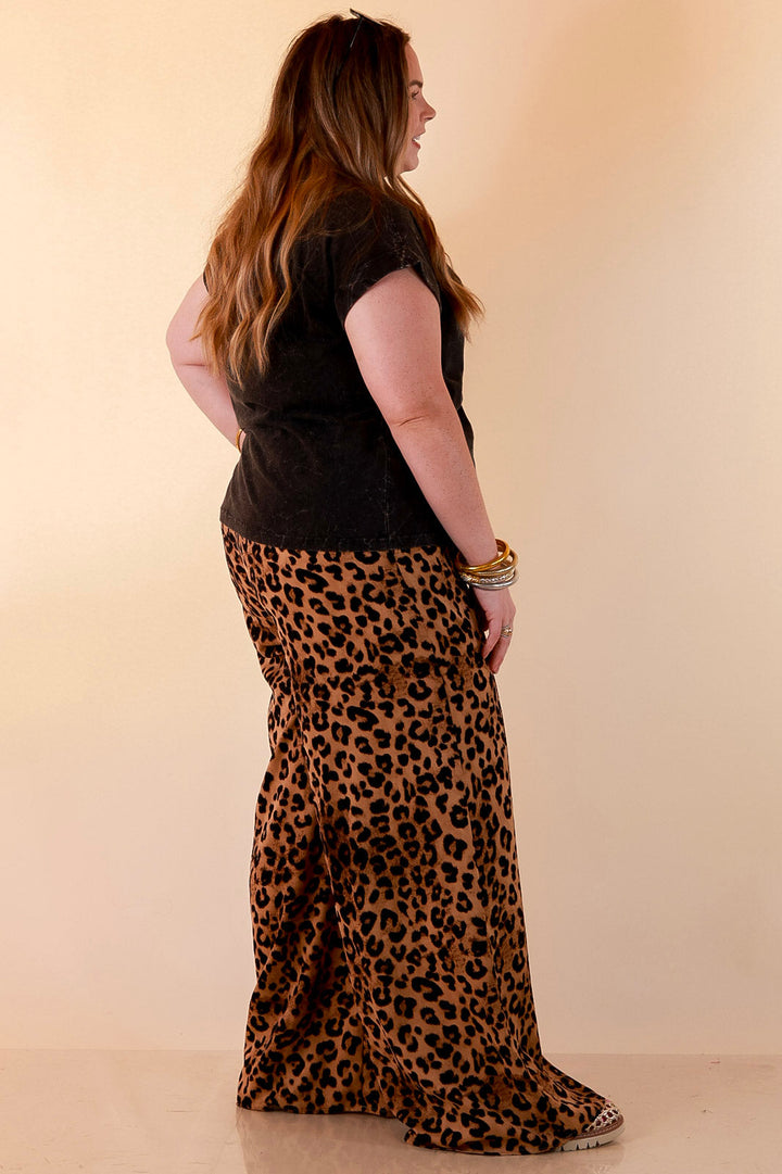 Chic Made Easy Short Sleeve Shirt in Ash Black