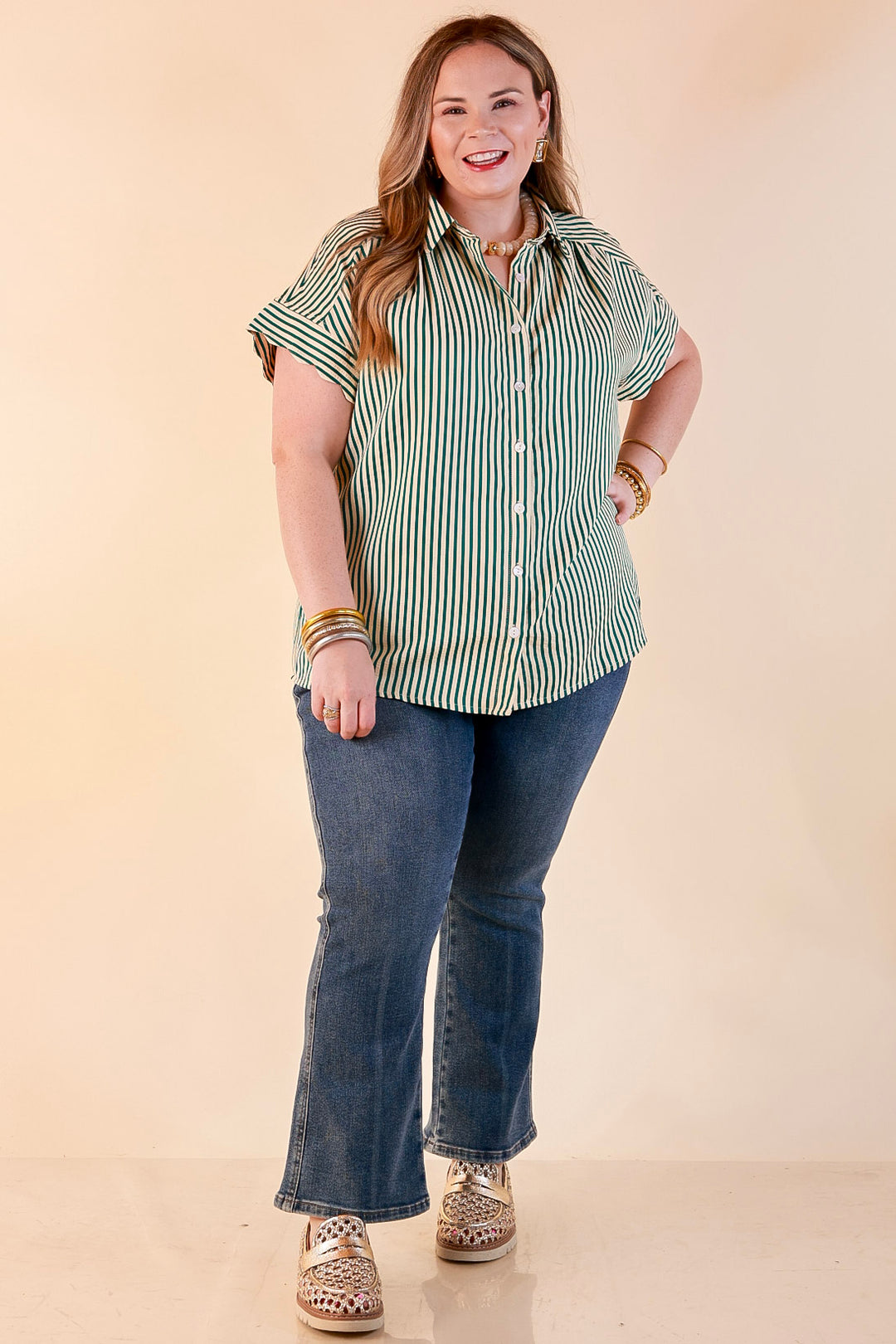 Closet Essential Striped Button Up Short Sleeve Collared Top in Green