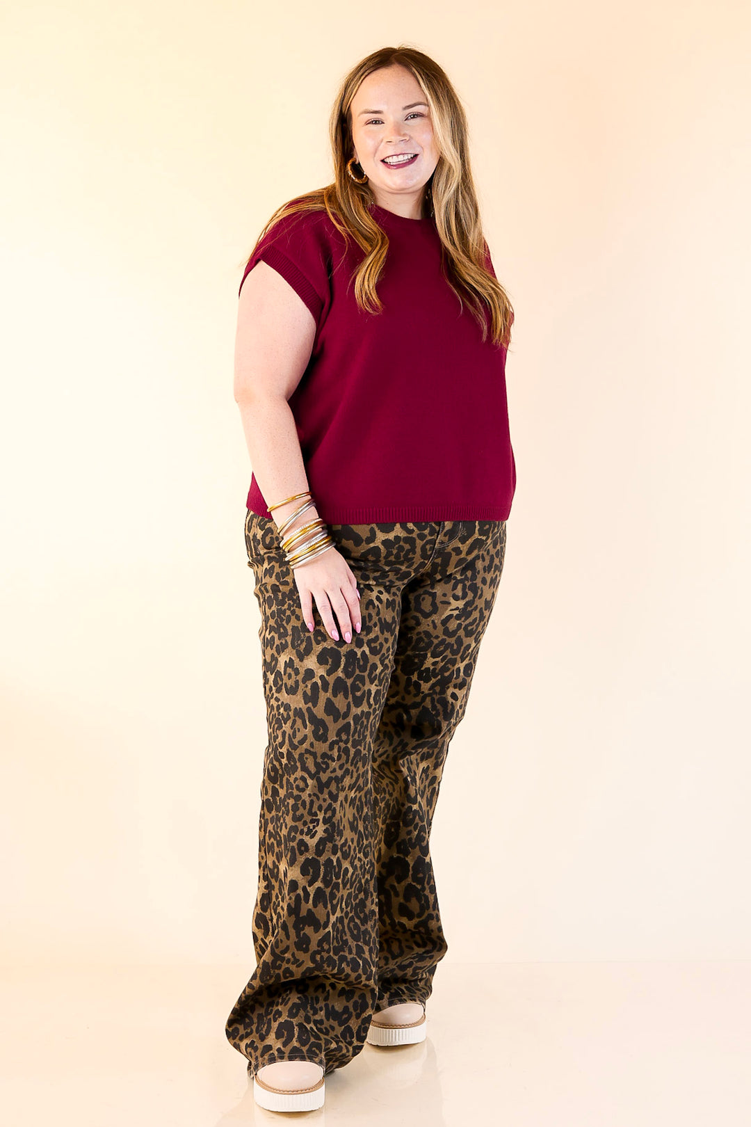 Effortlessly Yours Short Sleeve Crew Neck Sweater in Maroon