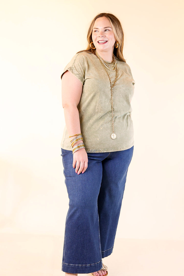 Chic Made Easy Short Sleeve Shirt in Olive Green
