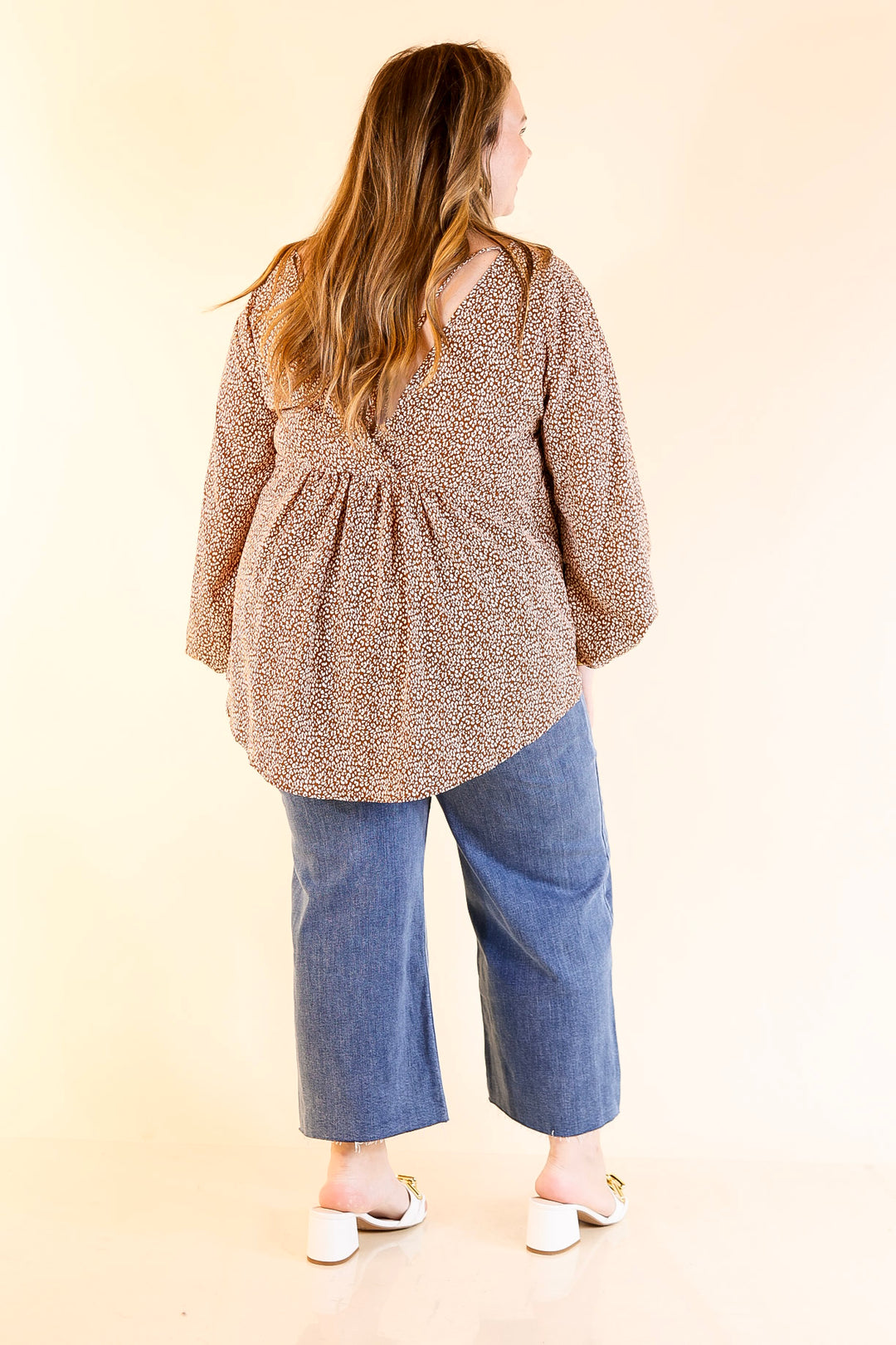 Really Dreamy Small Leopard Print Babydoll Top with Long Sleeves in Brown