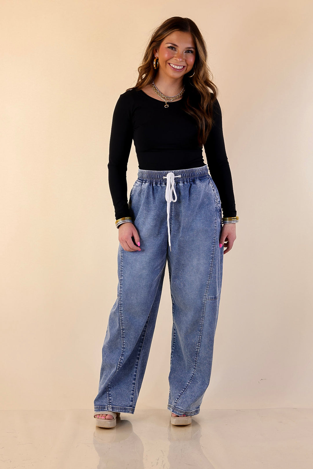 Risen | Relaxed and Ready Elastic Drawstring Waistband Featherweight Barrel Jean in Light Wash