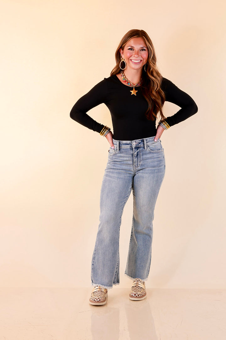 Judy Blue | Worth Repeating Cropped Kick Flare Jean in Light Wash