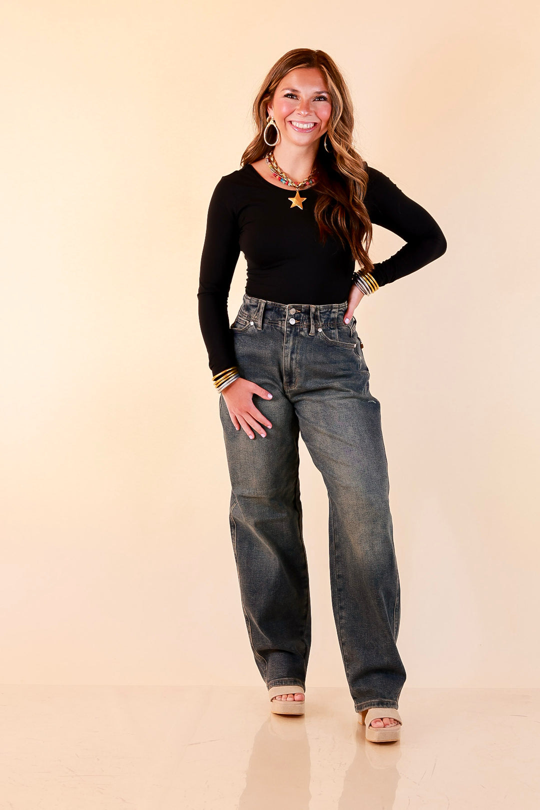 Judy Blue | Never Miss Marlow Arc Relaxed Wide Leg Barrel Jeans with Hollywood Waistband and Double Buttons in Vintage Dark Wash
