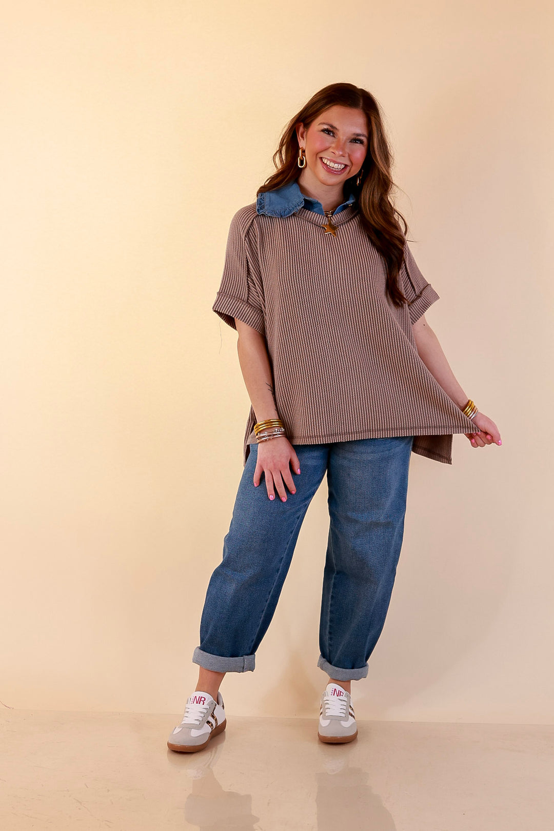 Daily Perfection Scoop Neck Short Sleeve Ribbed Top in Dark Mocha Brown