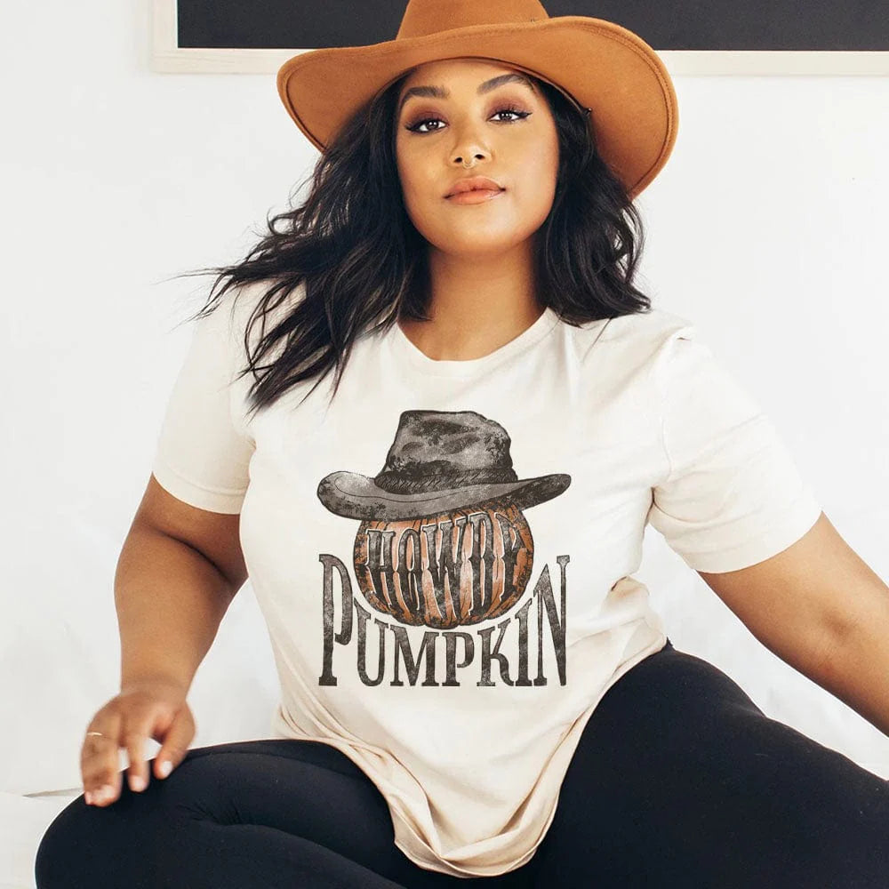 Online Exclusive | Howdy Pumpkin Short Sleeve Graphic Tee in Cream - Giddy Up Glamour Boutique