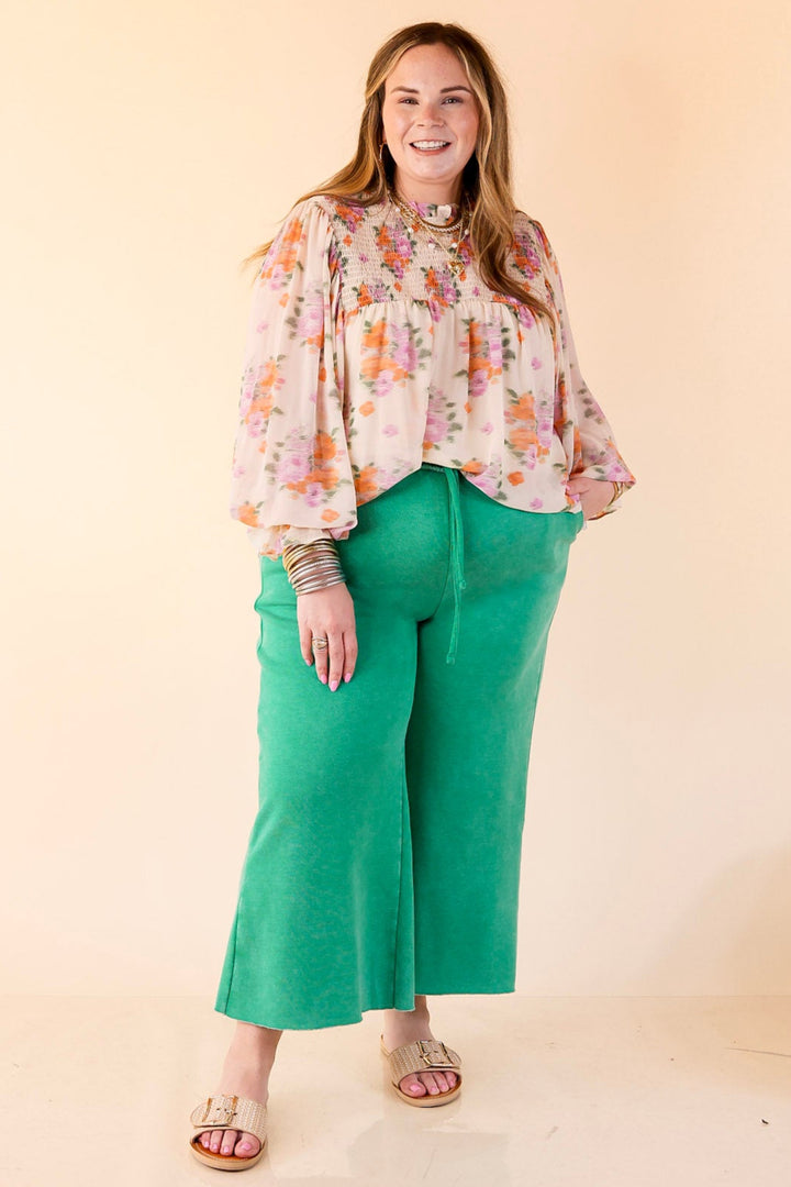 Cozy Girl Cropped Acid Washed Drawstring Pant in Kelly Green