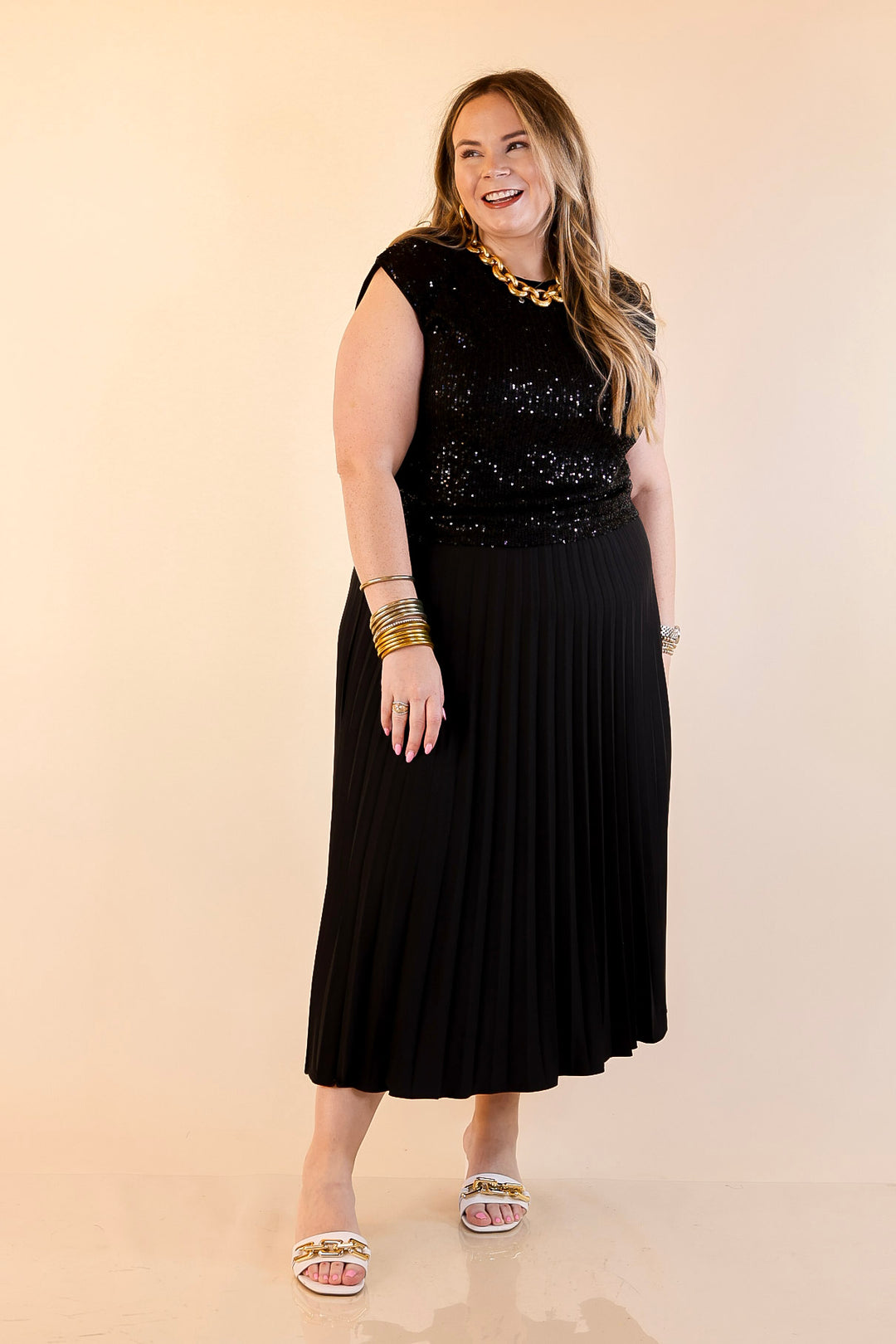 Reasons Why Pleated Midi Skirt in Black