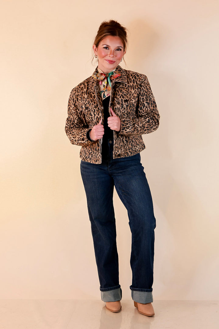 Judy Blue | The Go-To Layer Rigid Magic Classic Denim Jacket in Leopard Print