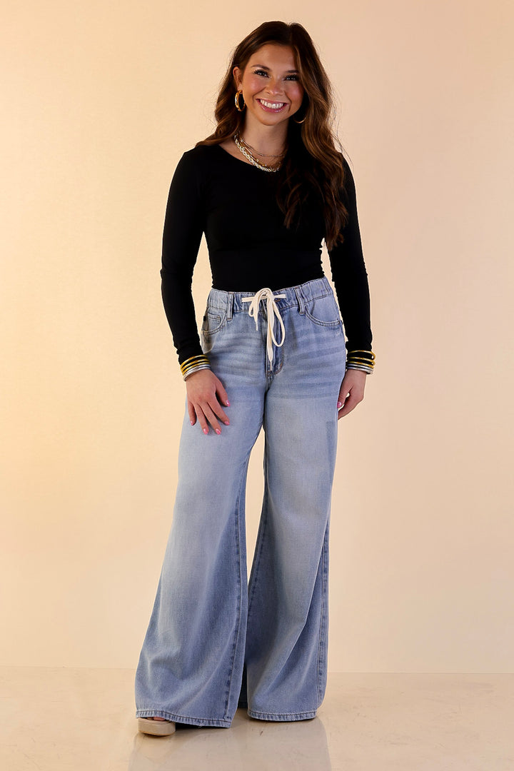 Judy Blue | Smooth Moves Wide Leg Palazzo Featherweight Elastic Waistband Jeans in Light Wash
