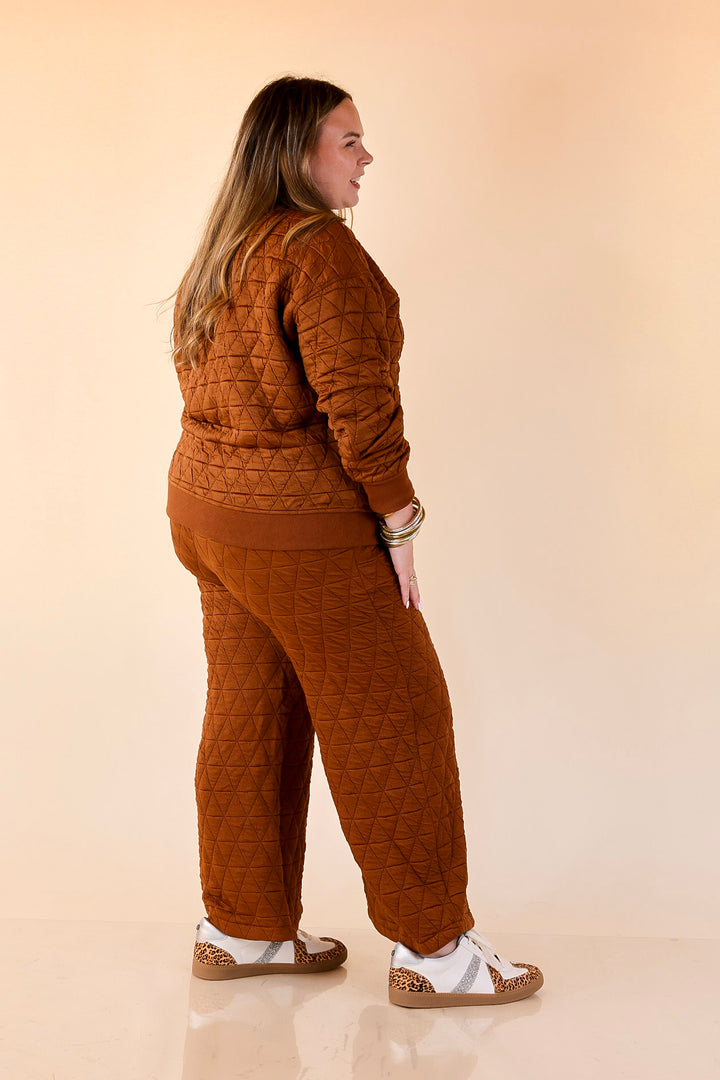 Everyday Elevated Quilted Half Zip Pullover Top in Rust Brown