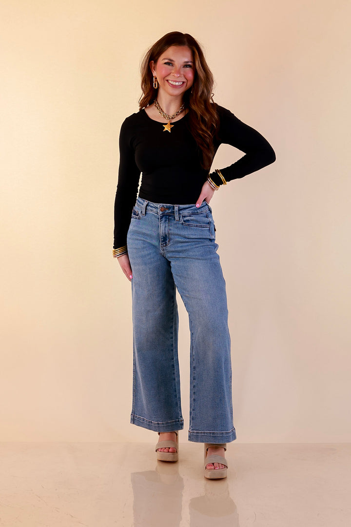 Judy Blue | Everyday Poise Cropped Wide Leg Trouser Denim Jeans in Light Wash