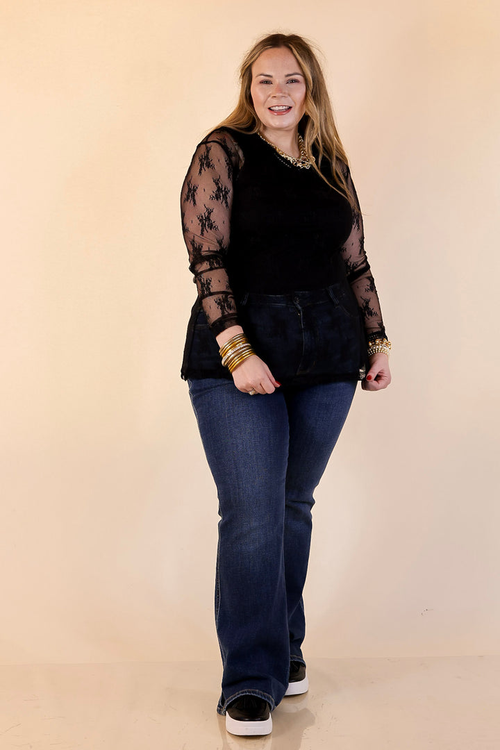 Pretty and Poised Floral Print Lace Top with Ruffle Peter Pan Collar in Black