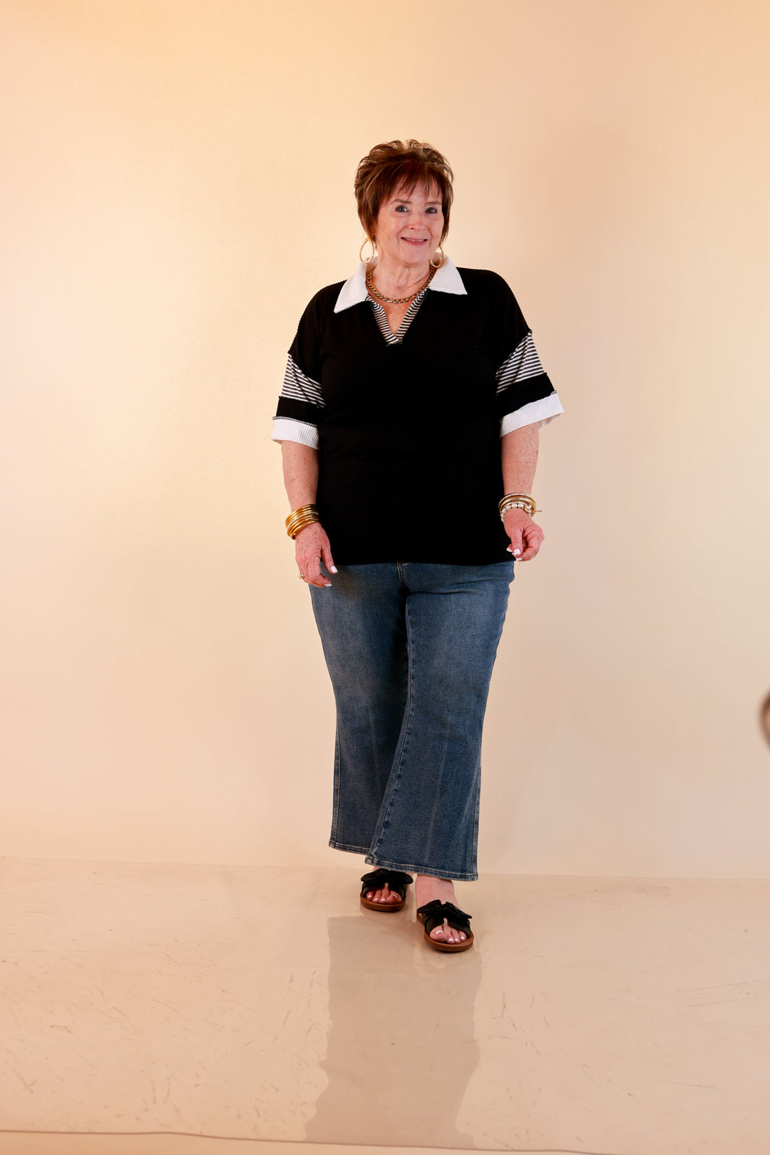Chic by Design Ribbed Collared Top with Contrast Stripe Short Sleeves in Black