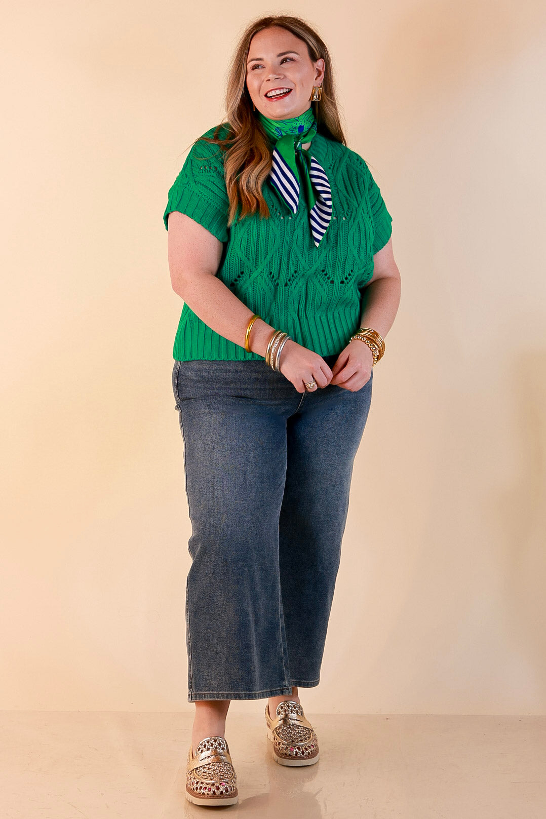Knit to Last Cable Knit Short Sleeve Sweater Top in Kelly Green