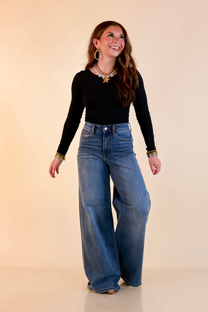 Judy Blue | Smooth Silhouette Wide Leg Palazzo Jeans in Medium Wash