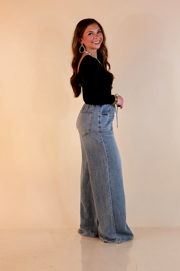 Judy Blue | Easy Does It Wide Leg Palazzo Featherweight Elastic Waistband Jeans in Medium Wash