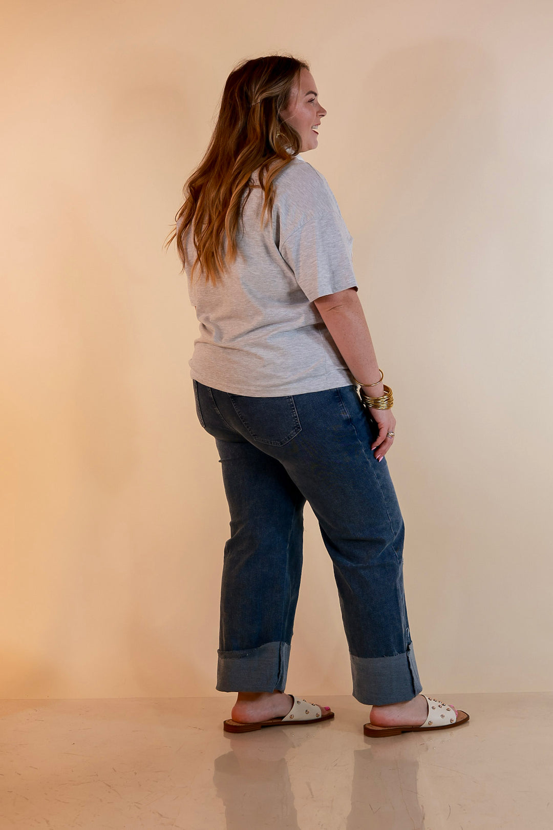 Simply Southern | American It Girl Short Sleeve Graphic Tee with Lace Flag Applique in Heather Grey
