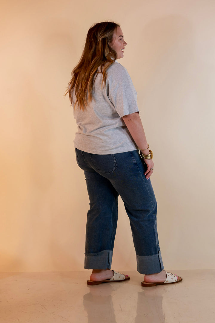 Simply Southern | American It Girl Short Sleeve Graphic Tee with Lace Flag Applique in Heather Grey