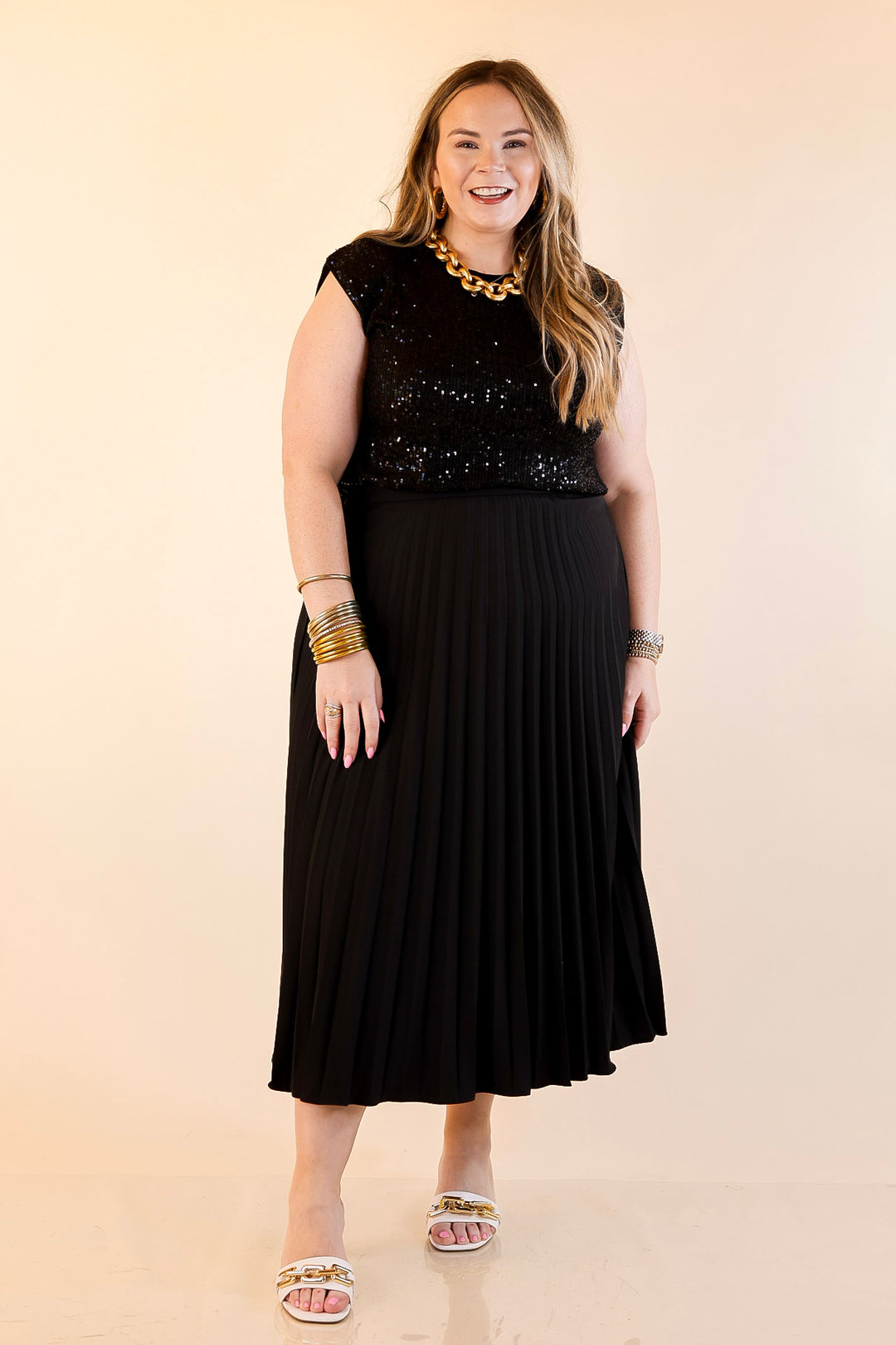 Reasons Why Pleated Midi Skirt in Black