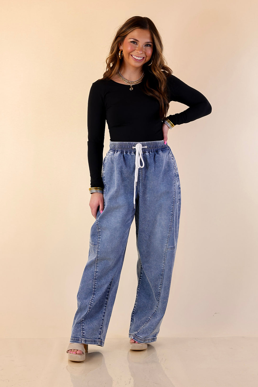 Risen | Relaxed and Ready Elastic Drawstring Waistband Featherweight Barrel Jean in Light Wash