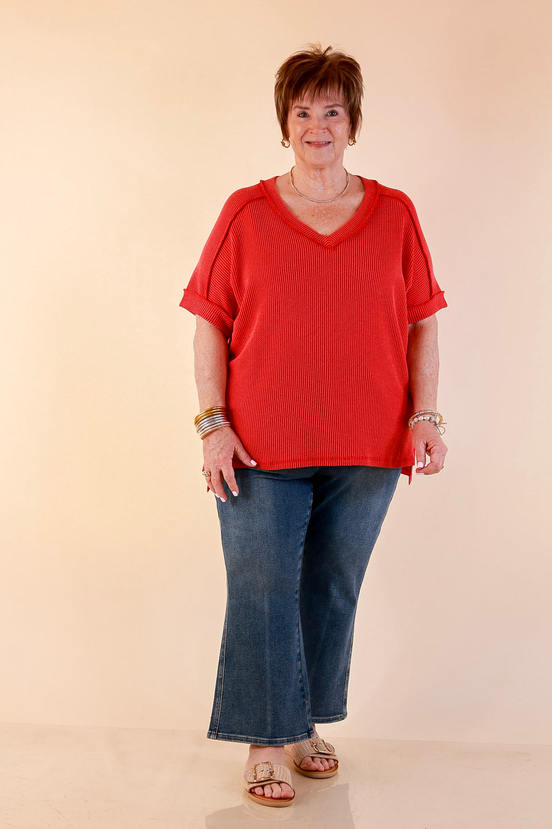 Daily Perfection V Neck Short Sleeve Ribbed Top in Red