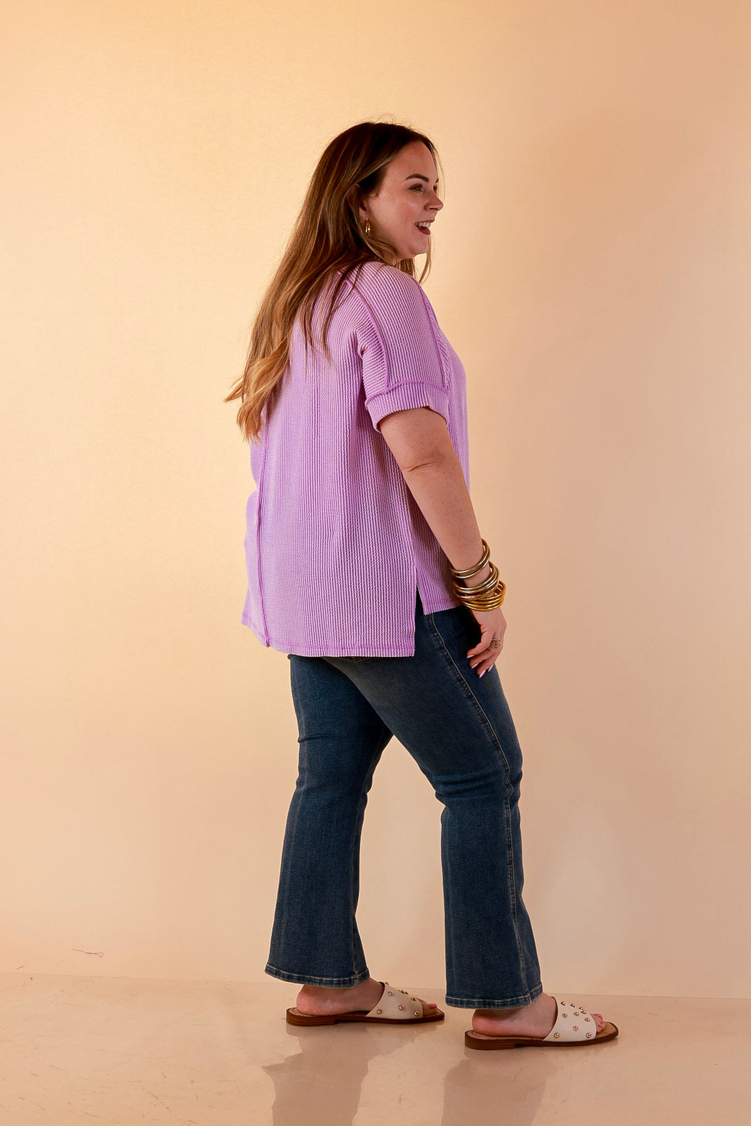Daily Perfection Scoop Neck Short Sleeve Ribbed Top in Lavender Purple