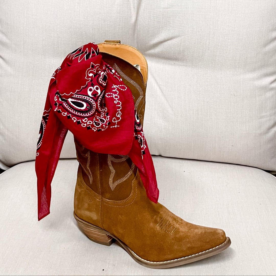 Howdy Embroidered Bandana in Maroon