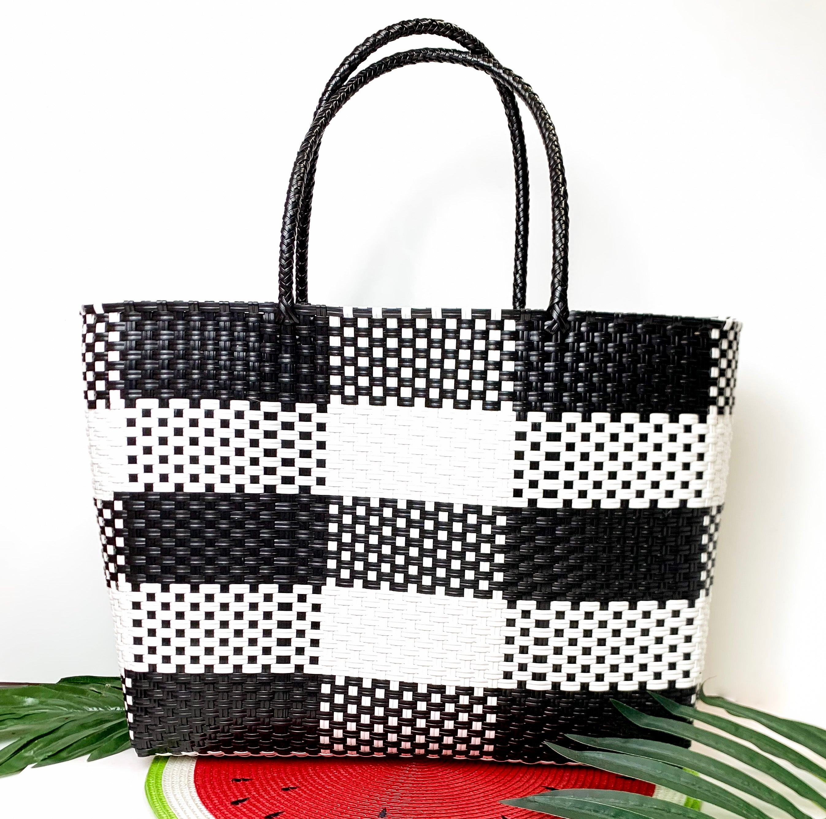 Garden Party Gingham Tote Bag in Black and White - Giddy Up Glamour Boutique