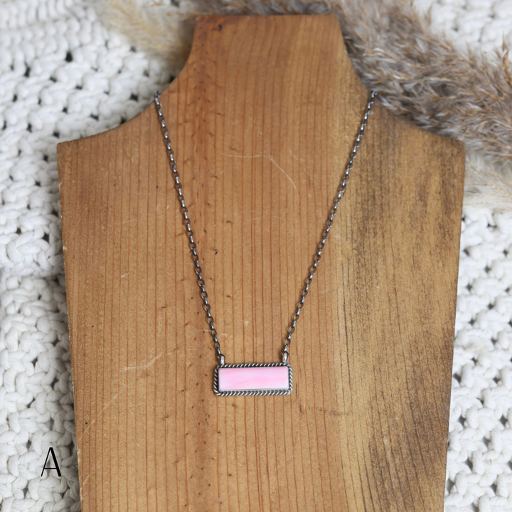Johnny Dixon | Navajo Handmade Sterling Silver Chain Necklace Light Pink Conch Bar Pendant