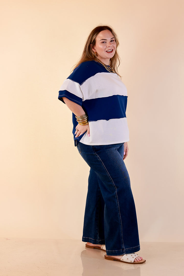 Simply Striking Color Block Rugby Style Wide Stripe Relaxed Short Sleeve Top in Navy Blue